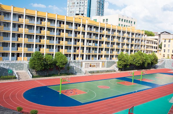 怀化市人民路小学图片