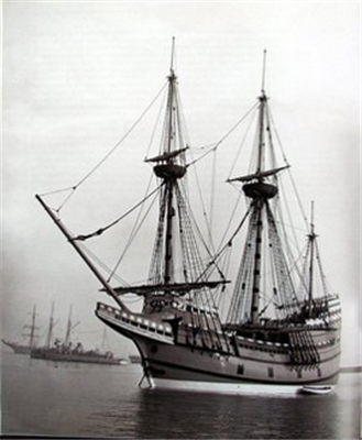 桅杆轮船
